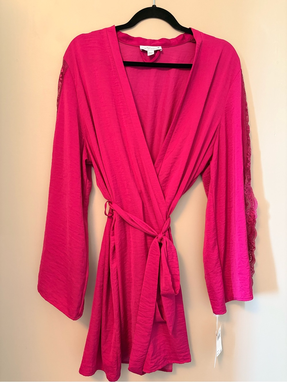 In Blo Women's Hot Pink Lace-Trim Wrap Robe